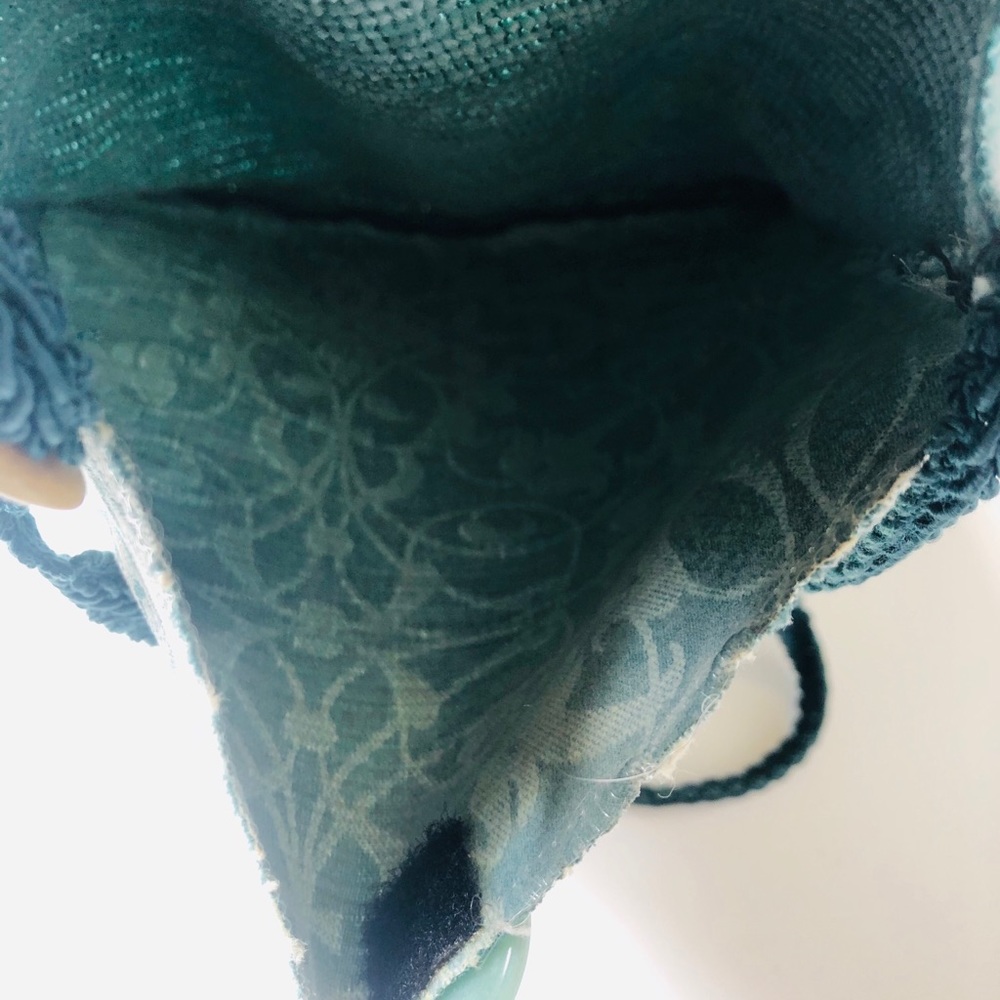 Cross Shoulder Canvas Bag - Picture 5 of 5
